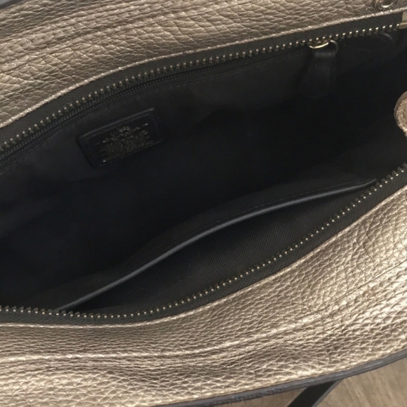 ⭐️SALE⭐️Coach Swagger - Metallic Gold - Picture 8 of 11